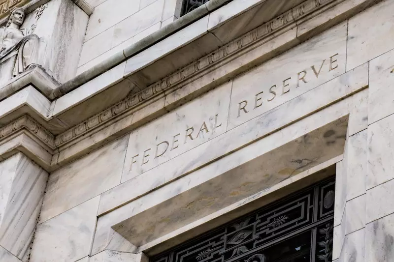 The Fed Naikkan Suku Bunga, Bagaimana Dampaknya ke Indonesia?