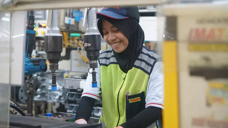 Toyota Terapkan Prinsip AMAP, Lebih dari 200 Wanita Bekerja di Lini Produksi