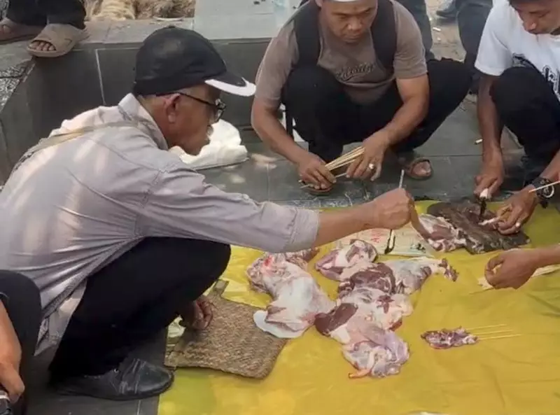 Warga Gelar Tasyakuran Potong Kambing Usai KPK OTT di BPN Bogor
